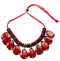 Collier moutou rouge V3