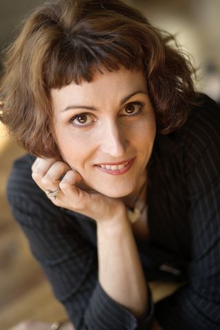 Portrait caroline taris